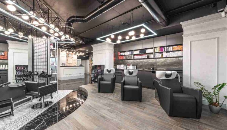 Why Modern Beauty Professionals Are Switching to All-in-One Salon Software
